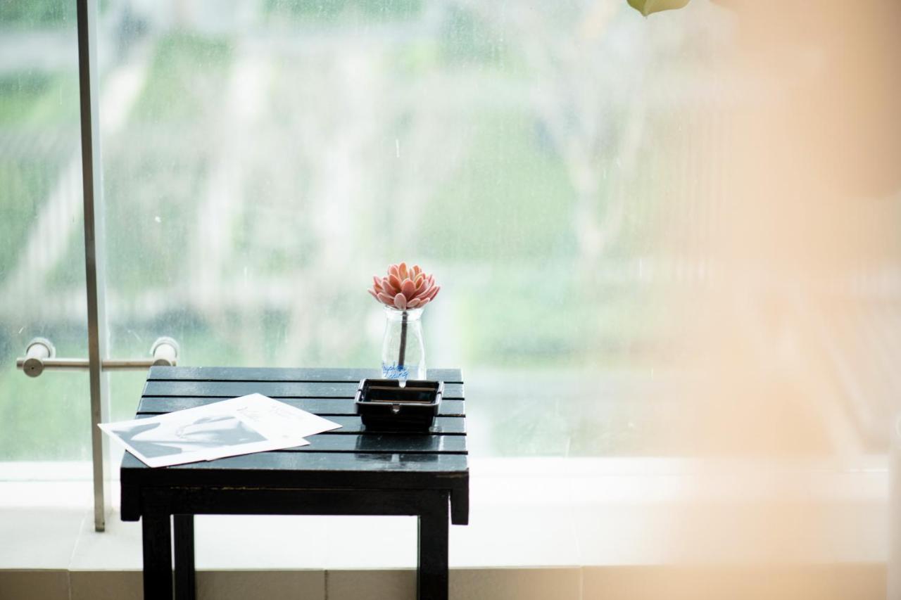 Hi-Home Suites - Vinhomes Metropolis Hanoi Zewnętrze zdjęcie